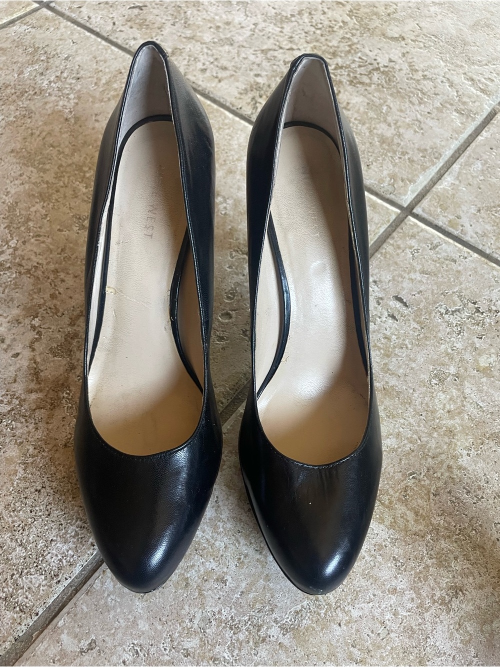 Nine West Black Leather Pointed-Toe Heels
